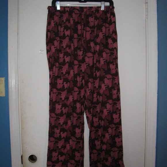 Cat Sleepwear Set NWT $80 Medium Cats Kittens Top & Pajama Pants Burgandy Wine - Picture 7 of 9